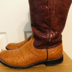 Lucchese boots size 8D